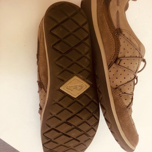 Clarks Soft Cushion Taupe Slip On Shoes 9 - Picture 5 of 9